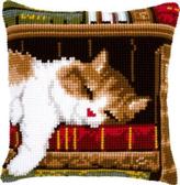 Набір для вишивання подушки Сплячий кіт на книжковій полиці 40x40см (страмін) лицьова сторона, повний хрест