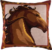 Набір для вишивання подушки Кінь 40×40 см (страмін) напівхрест, лицьова сторона