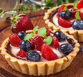 Алмазная вышивка на подрамнике Пирожное из ягод 30x30 см, (на подрамнике) круглые камни, полная
